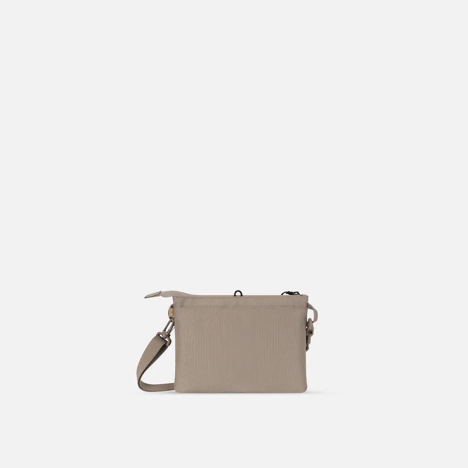 SHERPANI Zoom Crossbody Bag